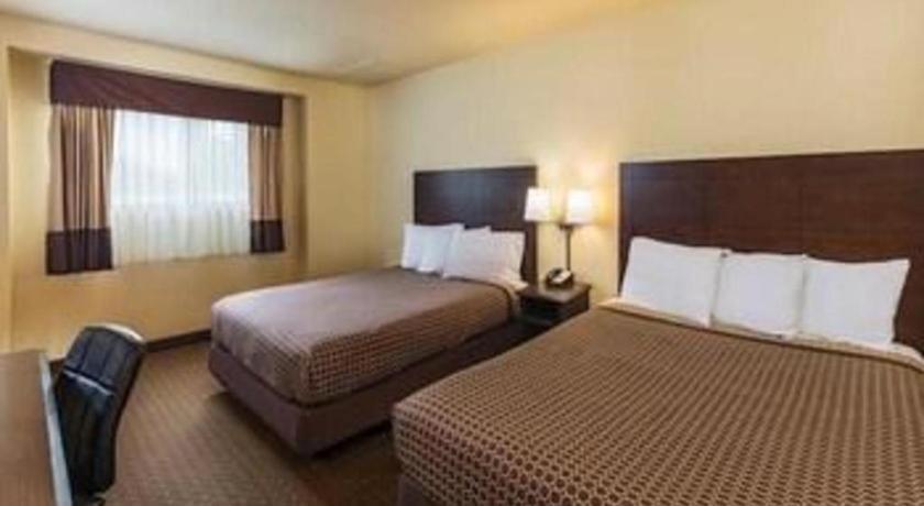 Lemon Heights Inn Tustin Bagian luar foto
