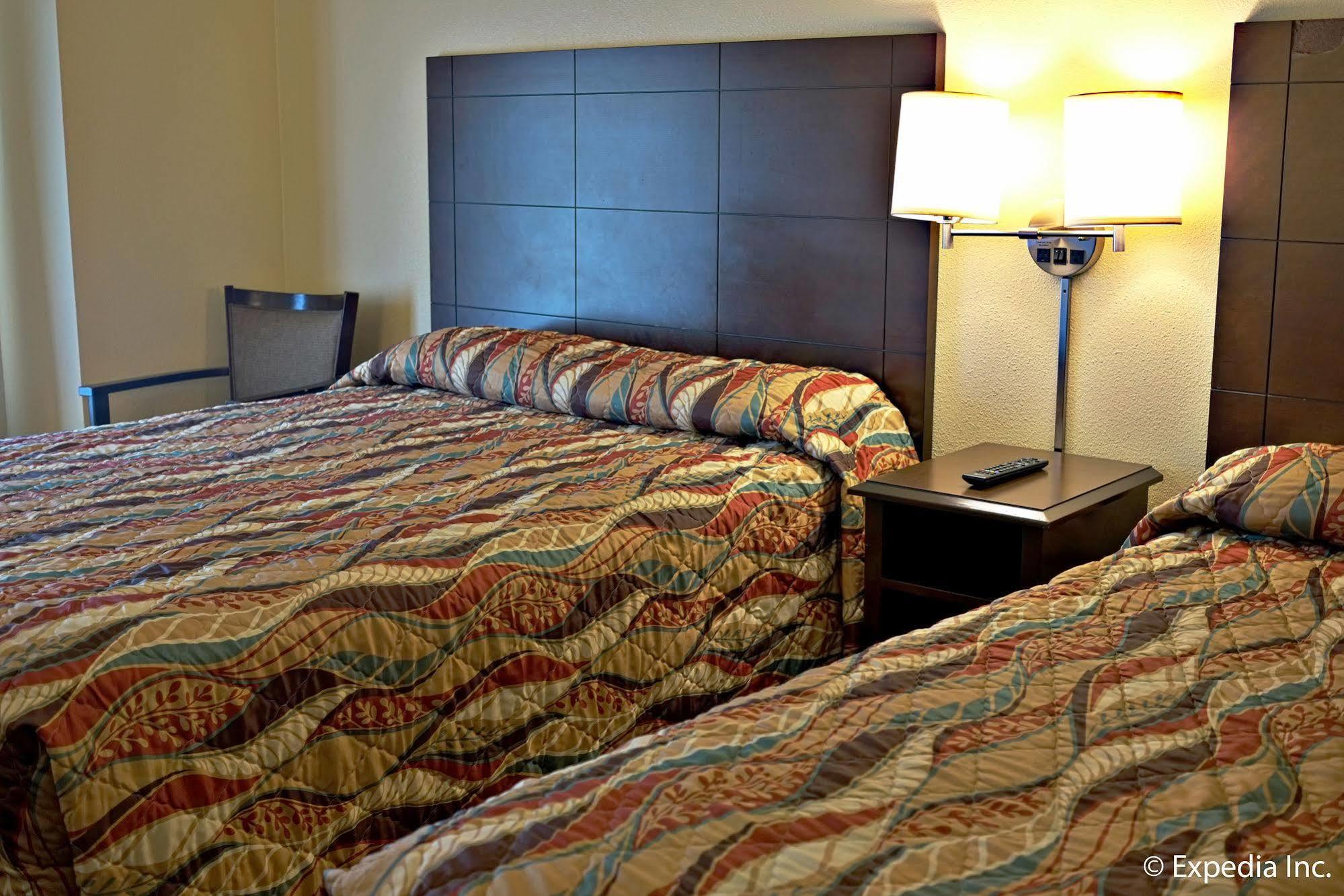 Lemon Heights Inn Tustin Bagian luar foto
