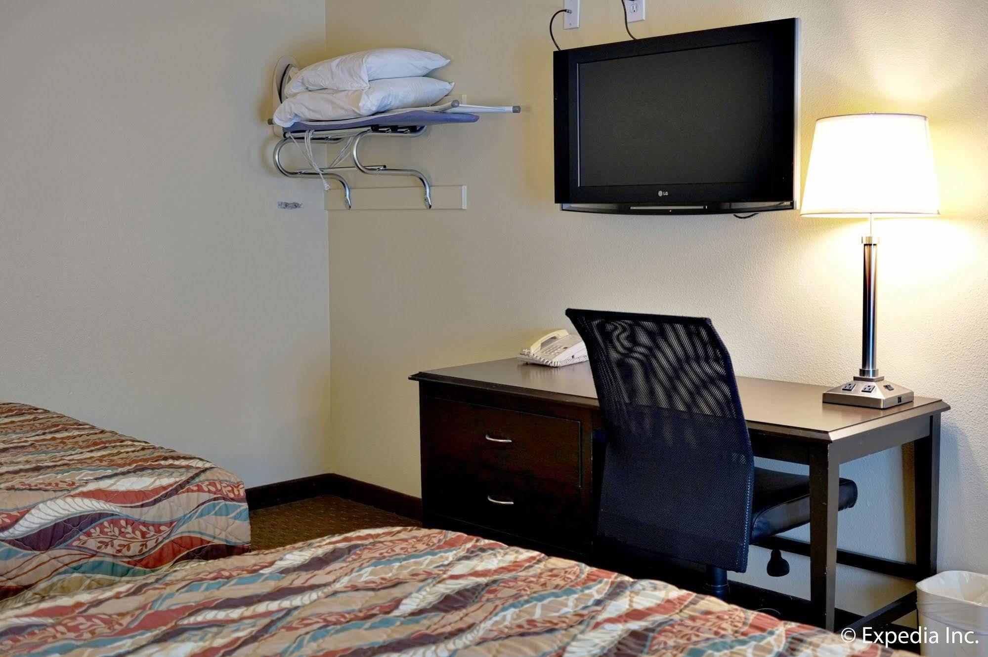 Lemon Heights Inn Tustin Bagian luar foto